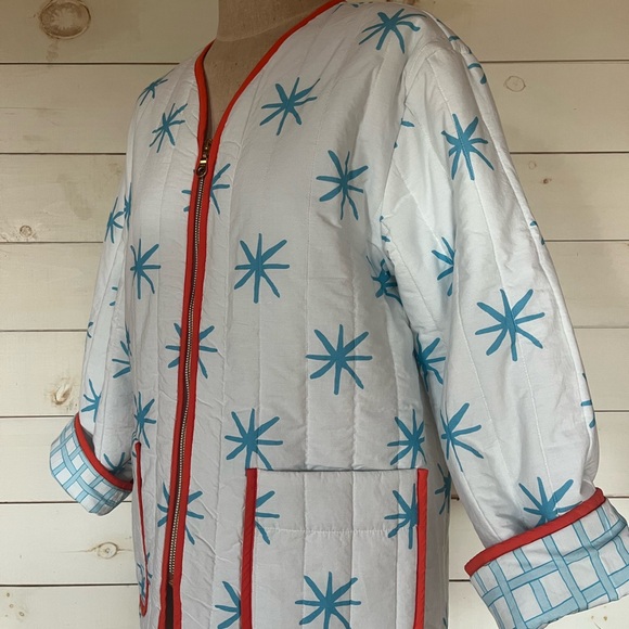 Quilted Jacket in Star Blue Print - Picture 3 of 10